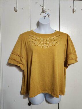 Trueself Mustard Yellow Puff Print Floral Top 3X Plus Size Boho Crochet Sleeve